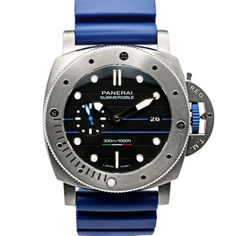 panerai blue rubber strap